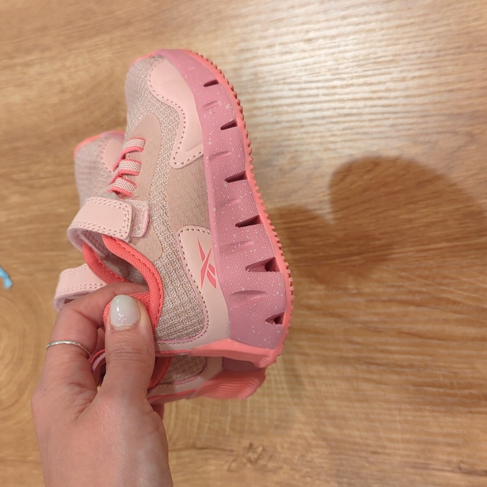 Toddler Girl pink tennis shoes